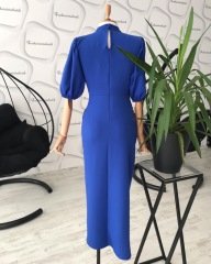 Yırtmaç detaylı büzgülü elbise -saks