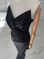 Drape detay straplez elbise - Siyah