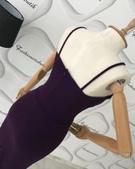 Göğüs dekolteli düğme detay midi yırtmaçlı elbise - Mor