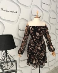 Şifon elbiselerin en güzeli Renk tonu deseni