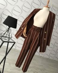 Kahve ceket kemerli pantolon takım