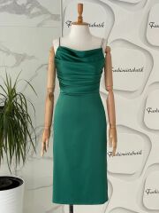 Taş askılı drape saten midi elbise - Zümrüt