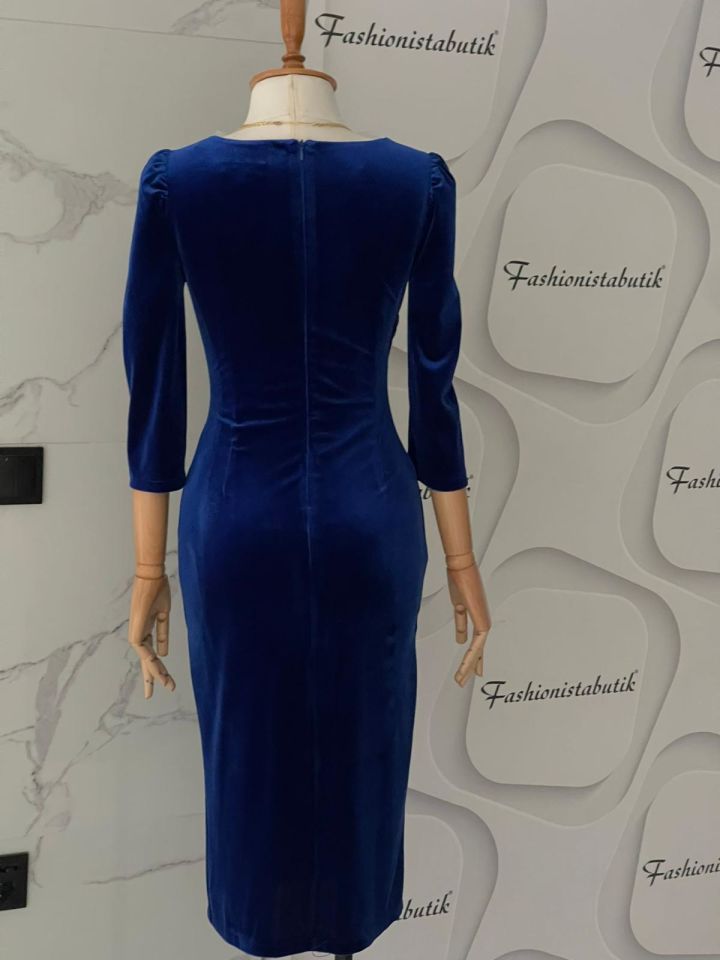 Taş düğmeli midi kadife elbise - Saks