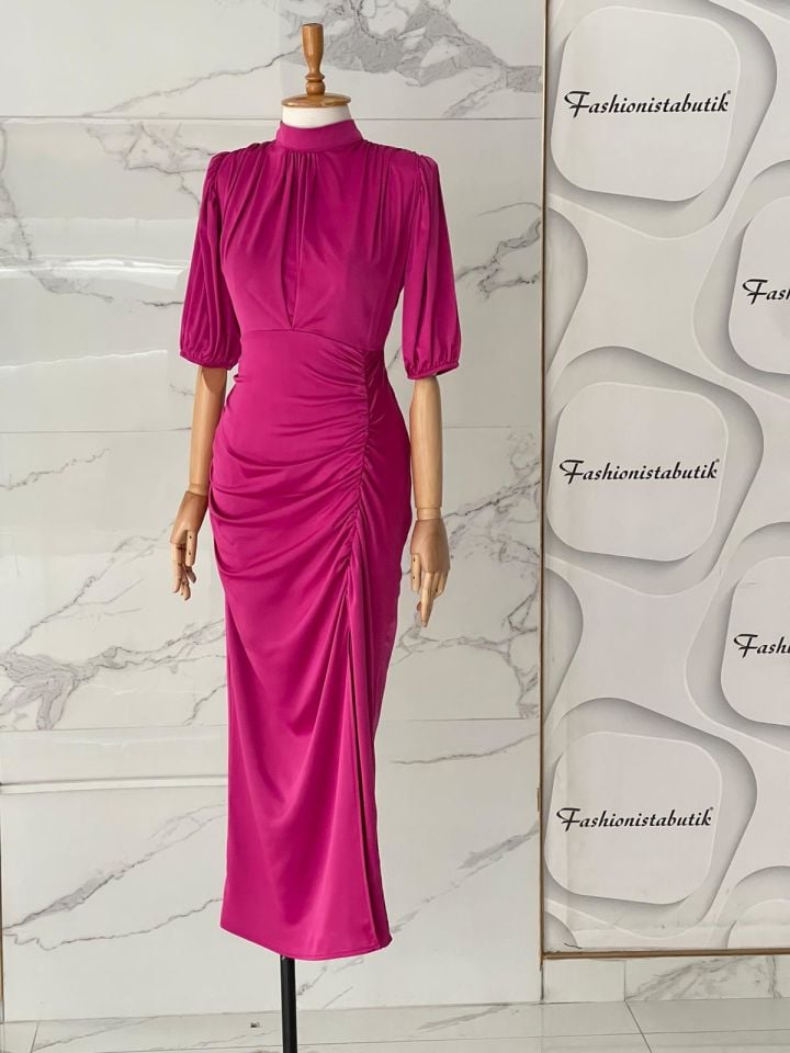 Büzgülü yırtmaç saten elbise - Pembe