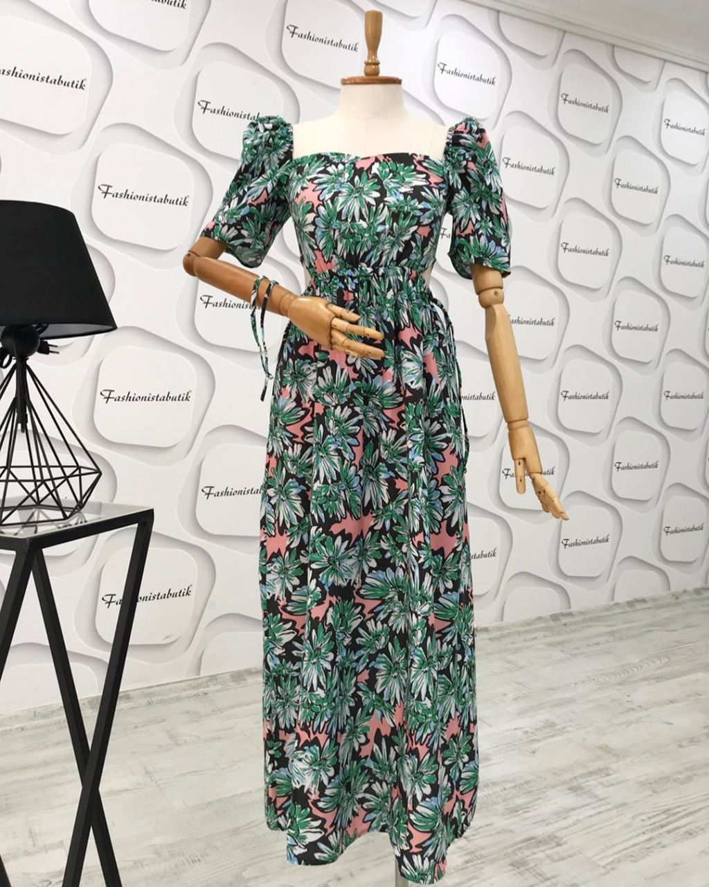 Bel dekolteli floral maxi elbise